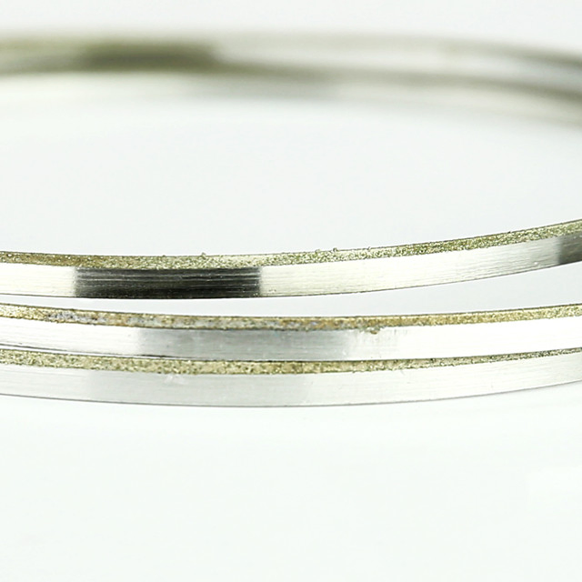 Алмазная ленточная пила для резки камня