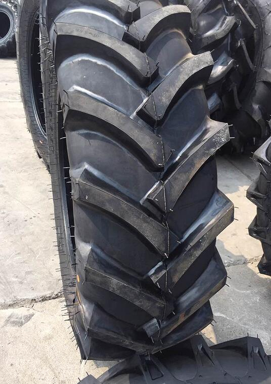 Шина лесная для сельскохозяйственного трактора 35.5L-32 R1