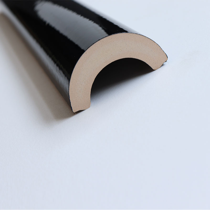 Bathroom Glazed Surface Black Inside Corner Ceramic Semicircle Waist Line Trim