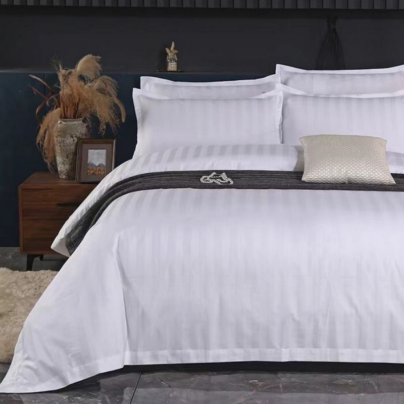 White High-End Chain Hotel Four Pieces Set 40-Count Pure Cotton Comforter Quilt Duvet Cover Bed Linen ODM/OEM Satin Strip Five-Star Hotel Bed Sheets Bedding Set