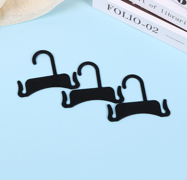 Hot Selling Plastic Shoes Hanger Display Multifunctional Plastic Hook Hangers