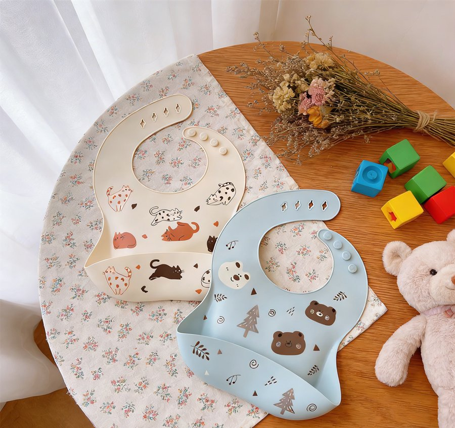 Eco-Friendly & Waterproof Silicone Baby Bibs Baby Wear