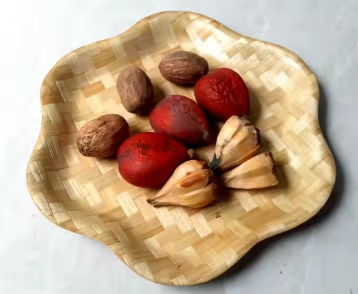 Six Angle Plate Woven Material of Bamboo Square Salad Plate