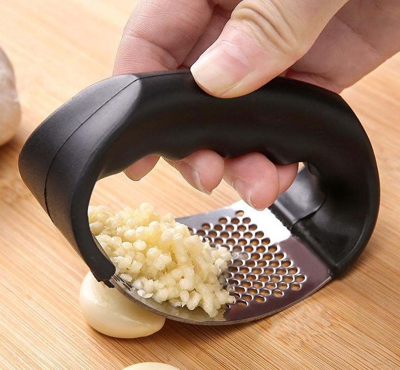 Stainless Steel Garlic Crusher Wide Handle Garlic Press