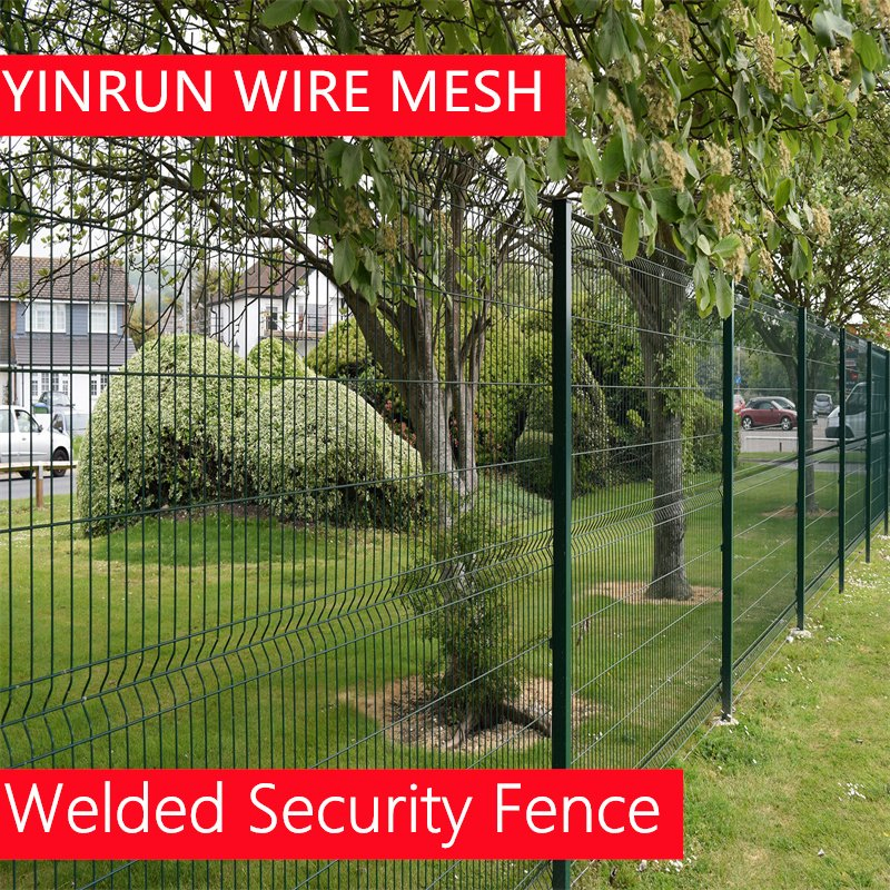 Experienced Manufacturer of Welded Wire Mesh Fence in Stock