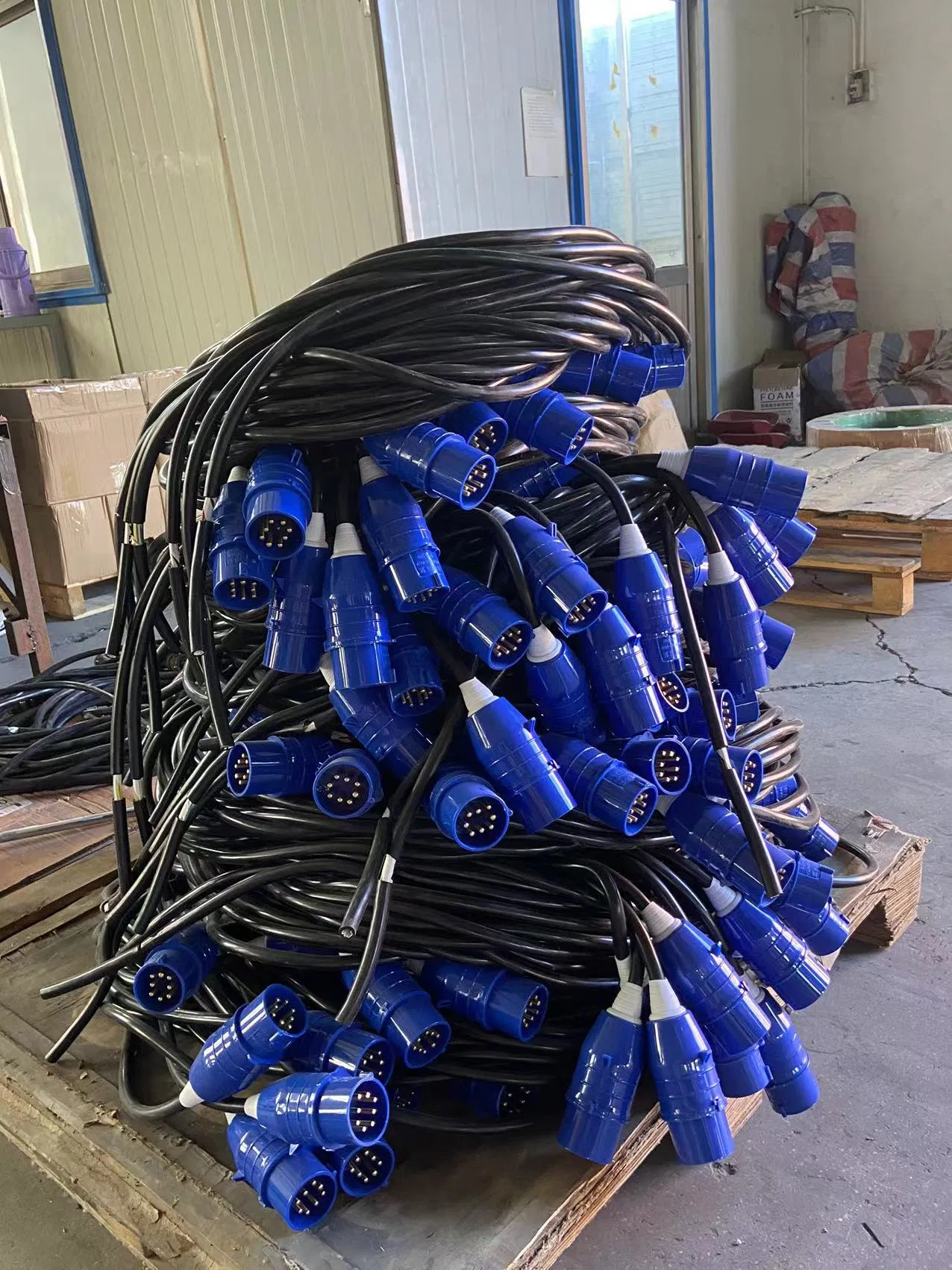 Zlp1000 Aluminum Suspended Platform Used for High Area Operation Such as Window Cleaning Electric Gondola Construction Balconies