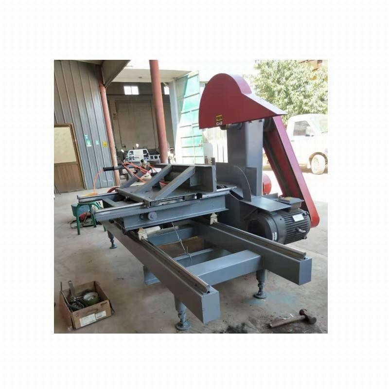 Ленточная пила по дереву автоматическая с раздвижной функцией