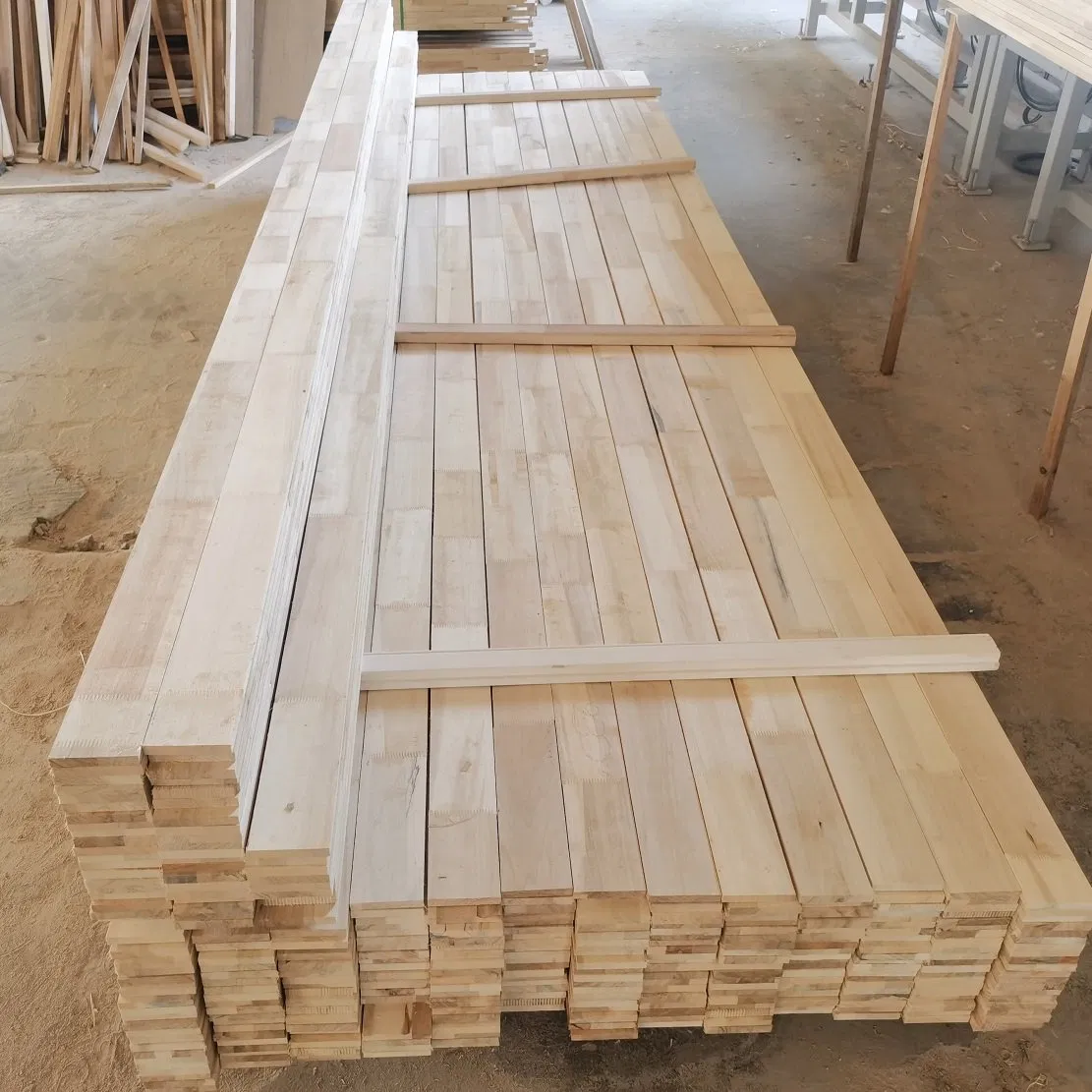 Factory Wood Finger Jointed Board Paulownia Pine Timber board