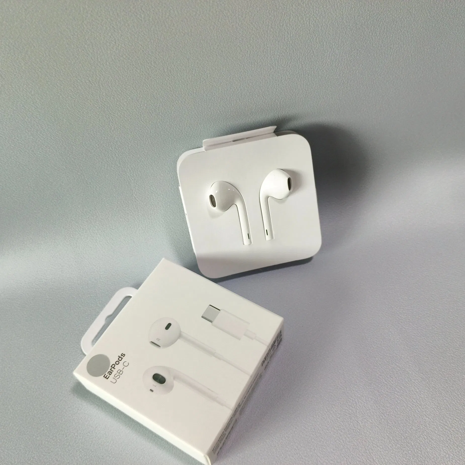 Наушники проводные USB-C Hi-Fi, белая классика