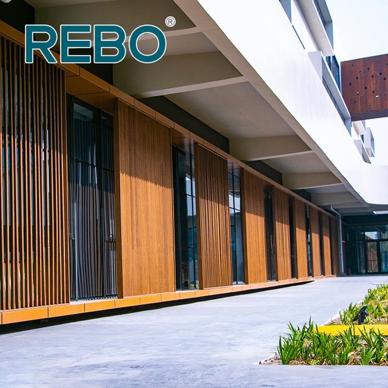 Outdoor High Durability Bamboo Lumber Deck Flooring Waterproof Fireproof