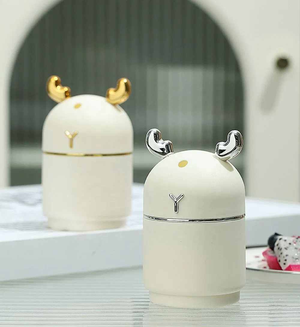 Portable Plastic Deer Shape Toothpick Dispenser for Home KTV Office Restaurant Usage