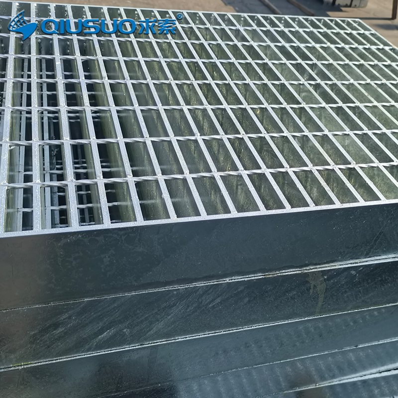 Hot Selling Hot Dipped Gal. Steel Grating Trench Drain Cover Used for Drainage System