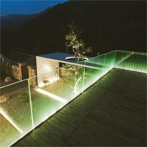 Modern LED U-Channel Glass Balustrade Aluminum Base Frameless Railing for Balcony Terrace