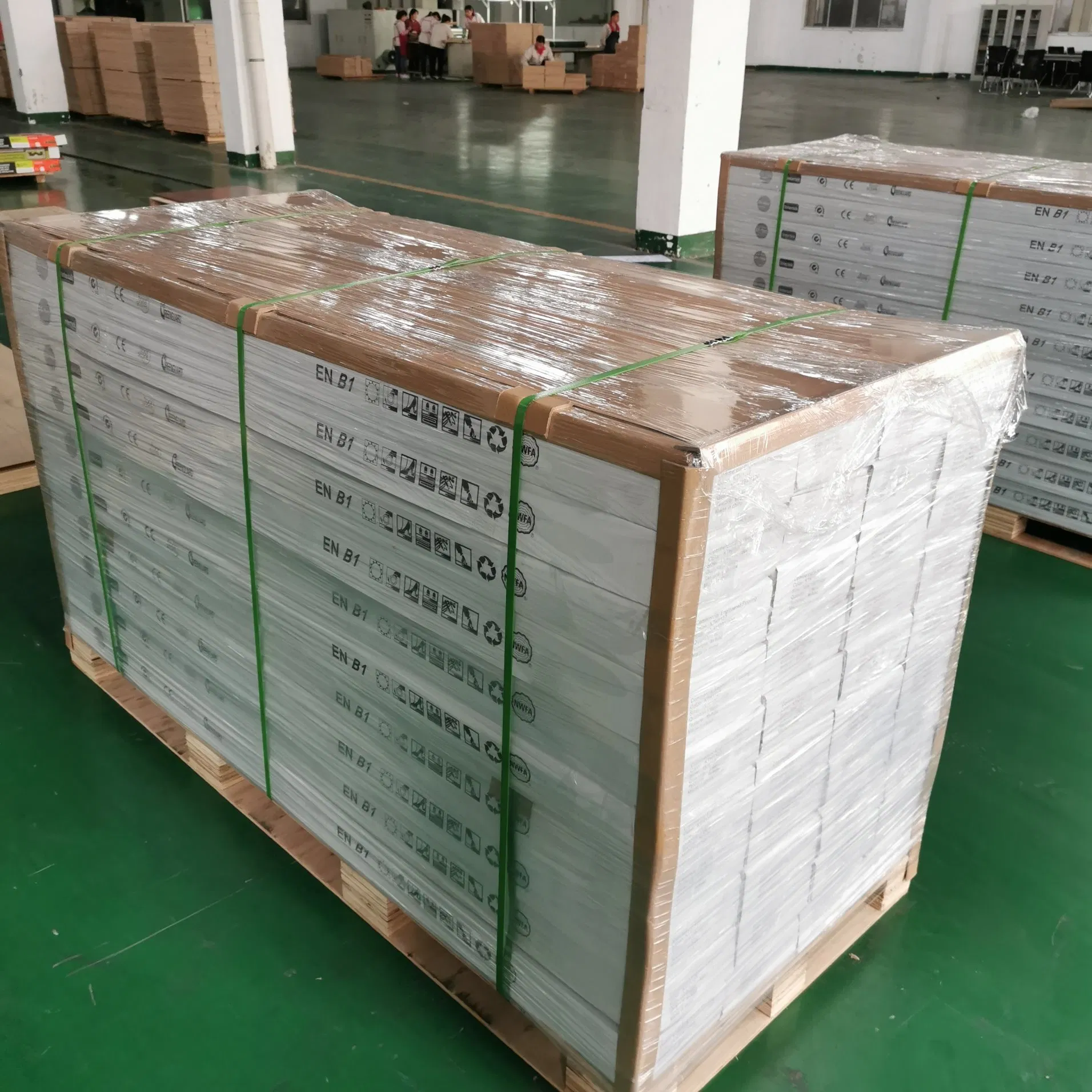 Plywood Core Natural Color Birch Mountain Grain Engineered Wood Flooring Wax Edge Wood Flooring