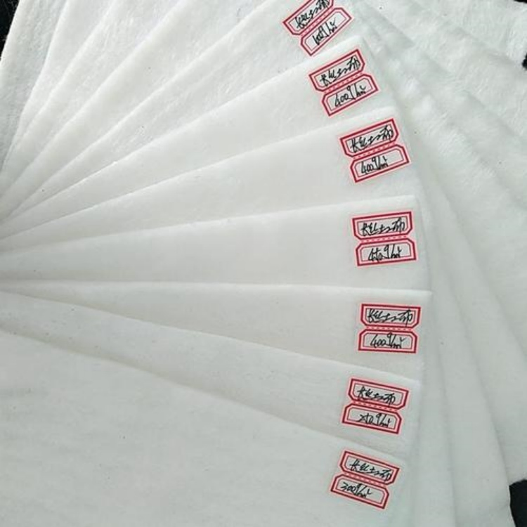 Smooth Finish Geomembrane Liner for Aquaculture Use 1.0mm 1.5mm HDPE Geomembrane Liner Geomembranas for Environmental Projects Waterproof Geomembranes