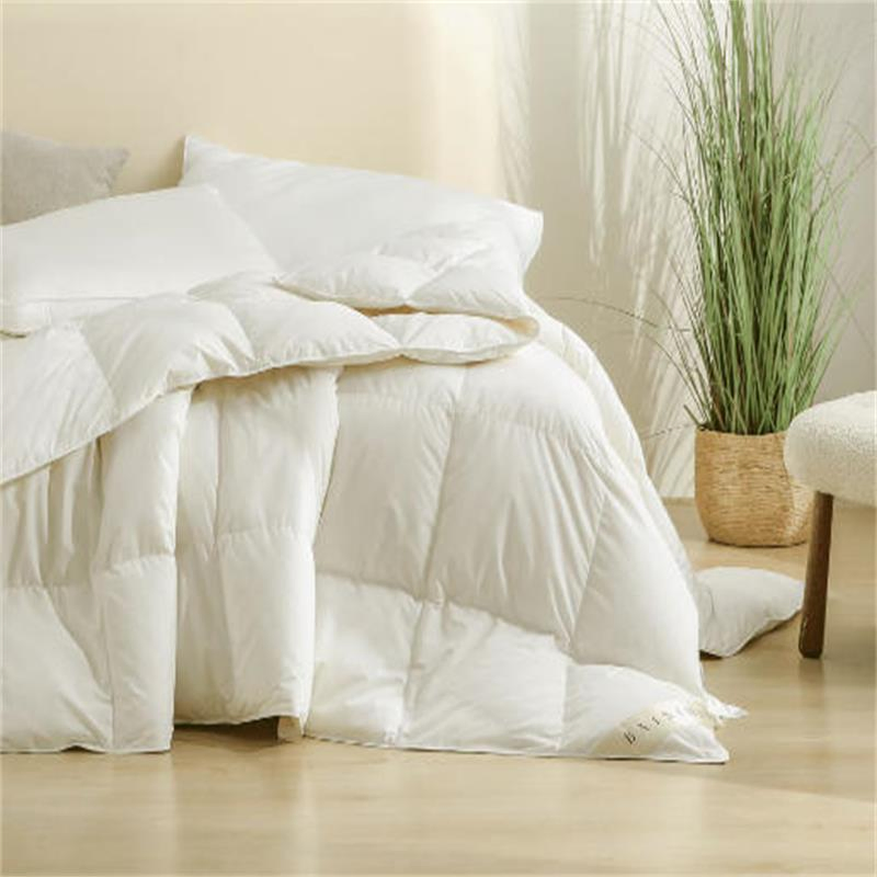 Goose Down Comforter, , Ultra-Soft, Breathable, All Season Hotel Luxury Bedding Comforters, Extra Fluffy White Duvet Insert
