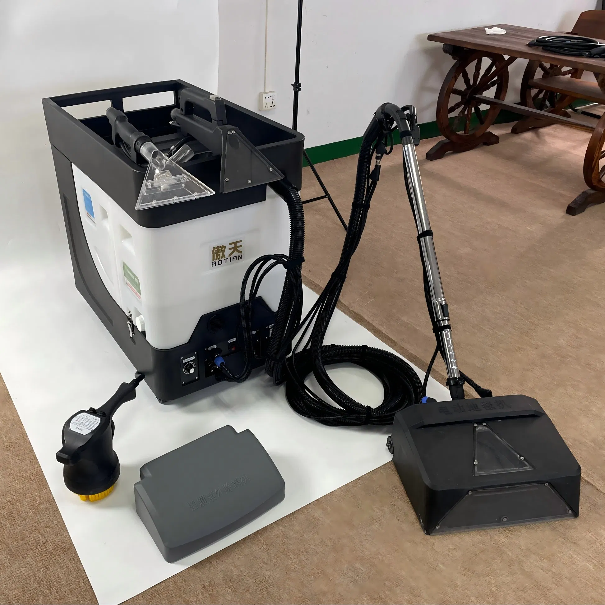 High Suction Power Cold Water/Hot Water/Steam Modes Household Carpet and Upholstery Cleaner