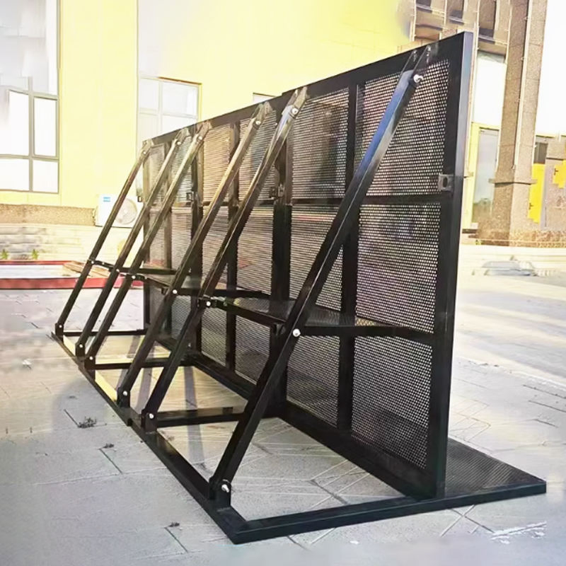 Portable Metallic Crowd Control Barriers for Events and Safety