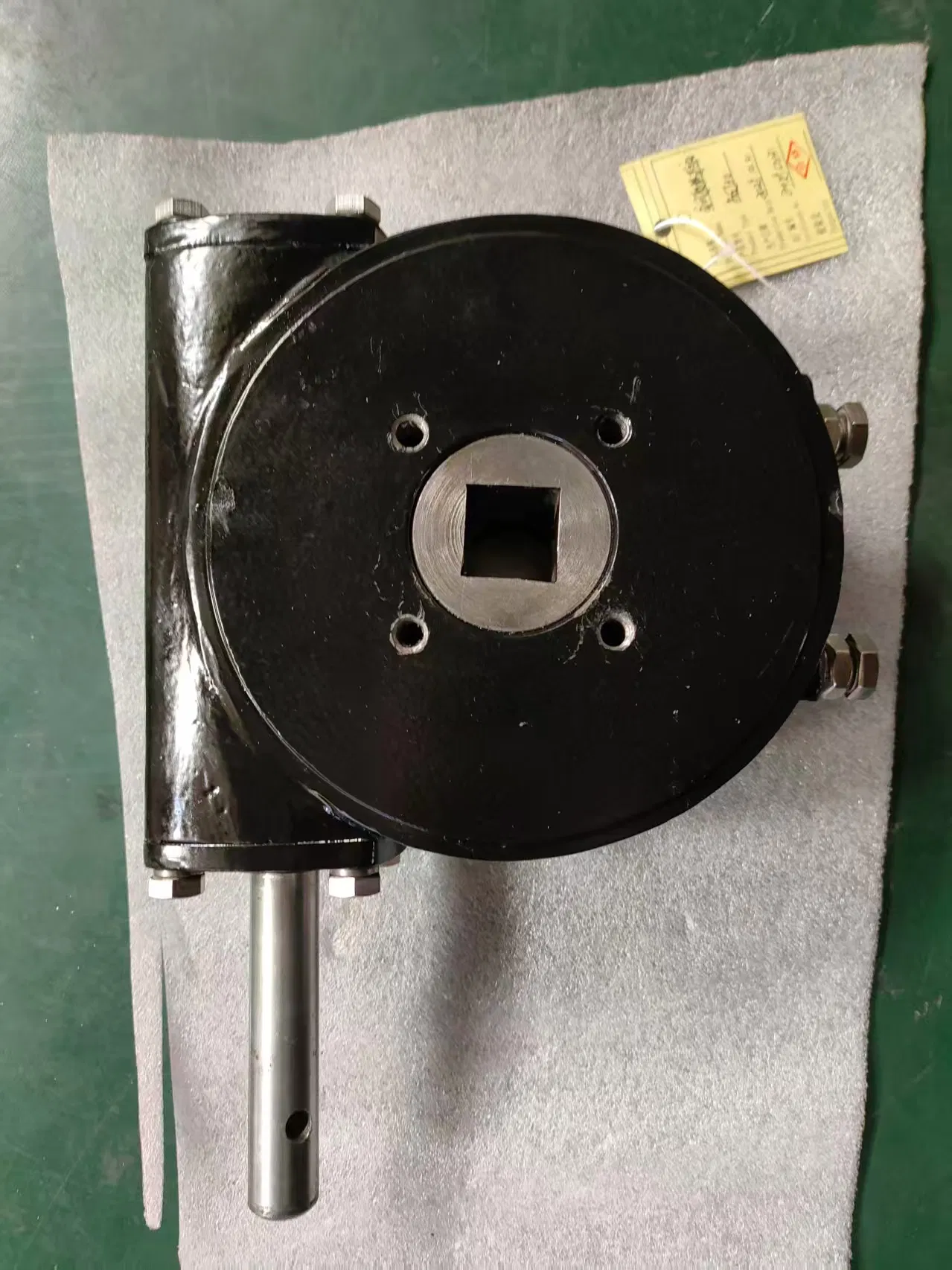 Gearbmanual Worm Gearbox with Handwheel Greater Than or Equal to 120 Degrees Gearbox