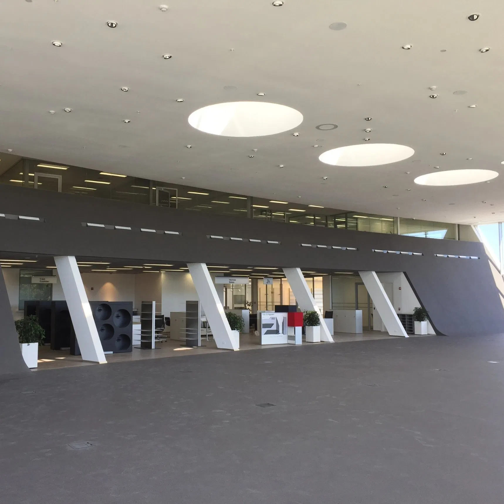 Fast Installing Exhibition Hall Customized Showroom Prefabricated Steel Structure Factory Warehouse Workshop