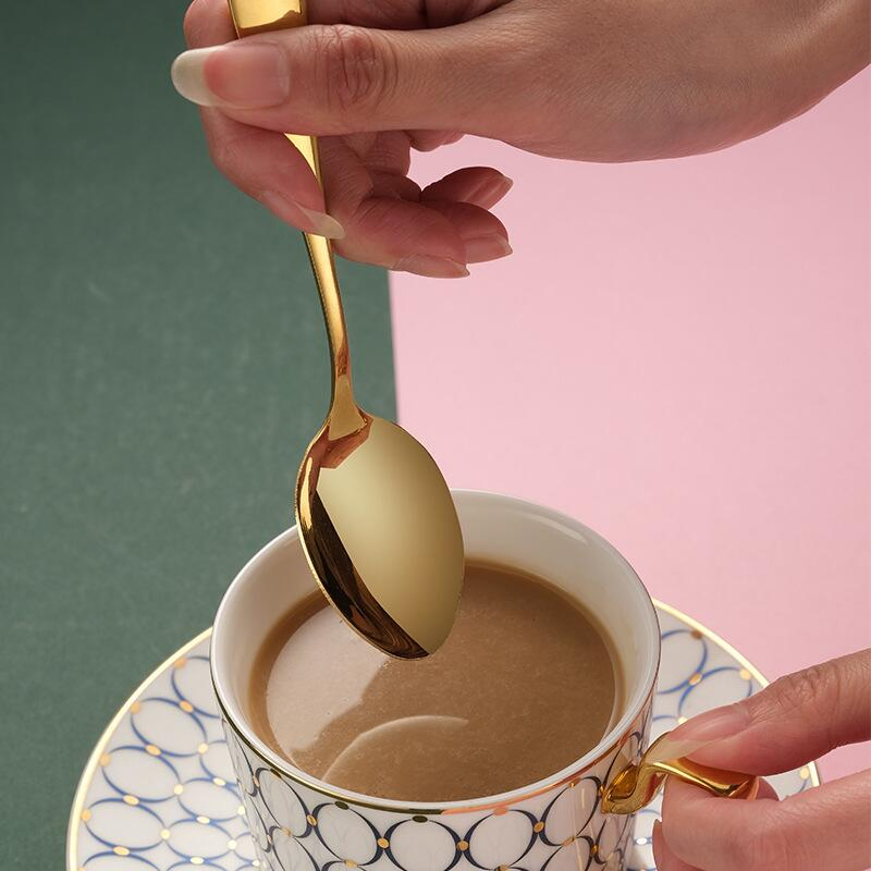 Wholesale 24 PCS Amazon Hot Selling Silverware Stainless Steel Dinnerware Flatware Gold Cutlery