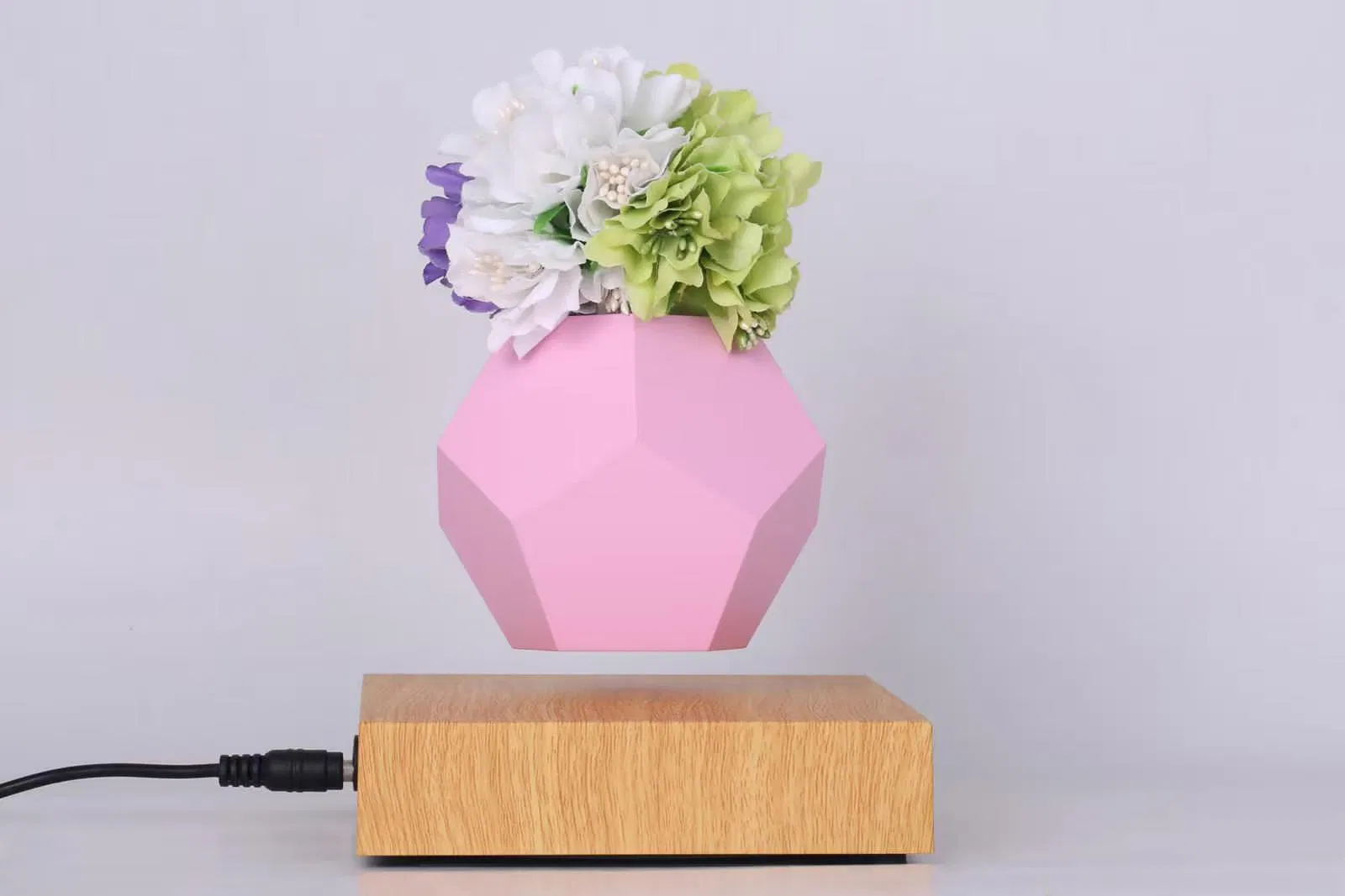 Магнитный левитирующий горшок для растений