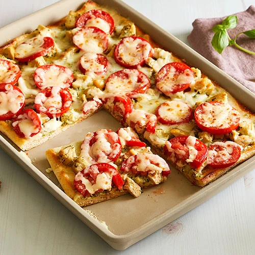 Versatile Stoneware Bakeware for Artisan Bread and Pastries