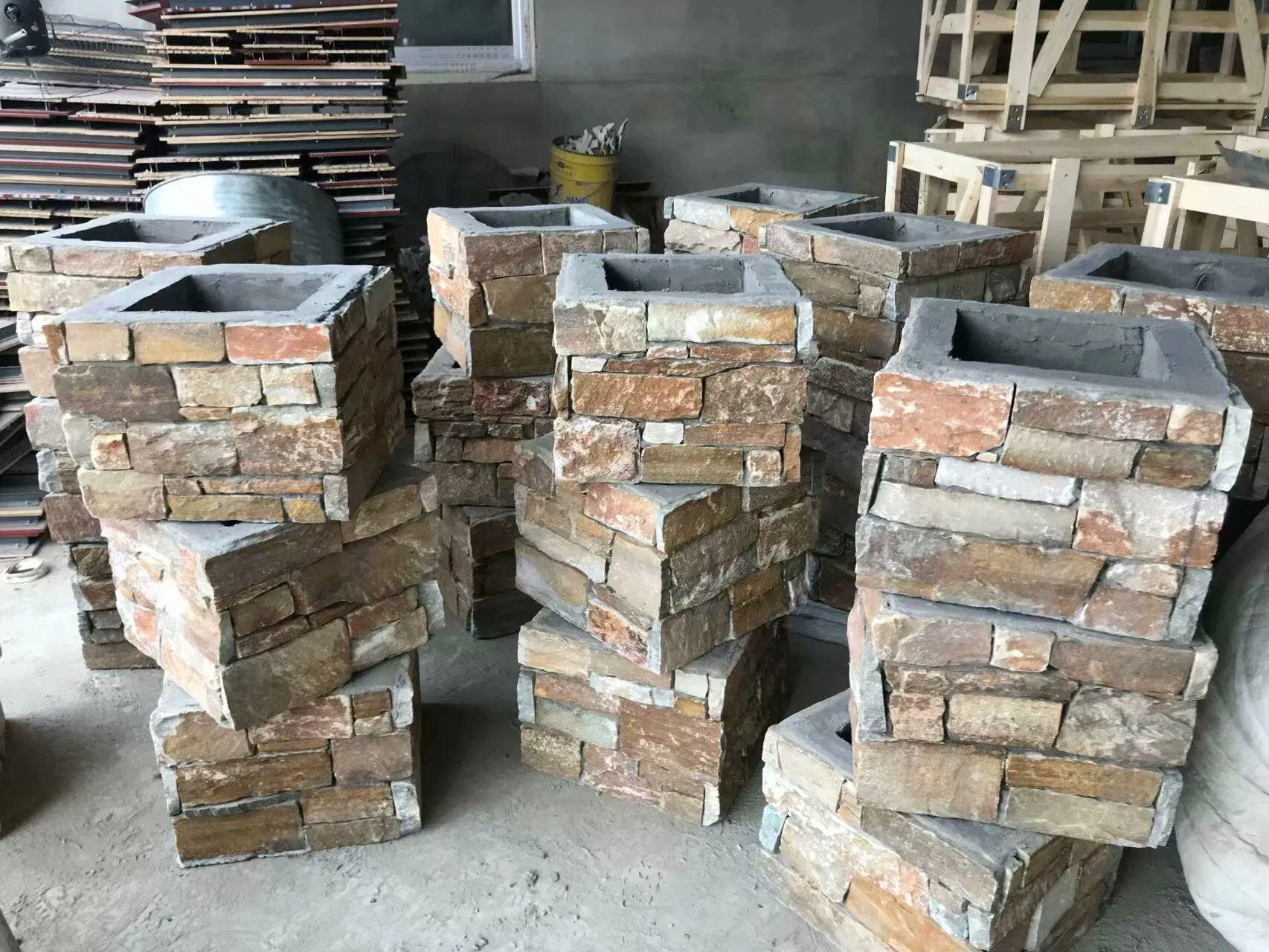 Hot Sell Cement Back Wall Stone (SSS-95)