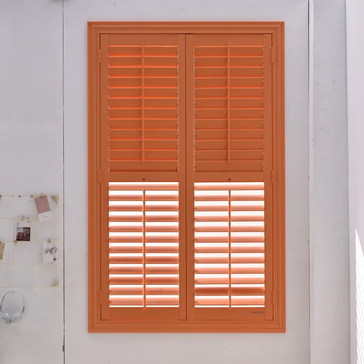 Popular Fashion Interior Window Wood/PVC Vinyl Shutters