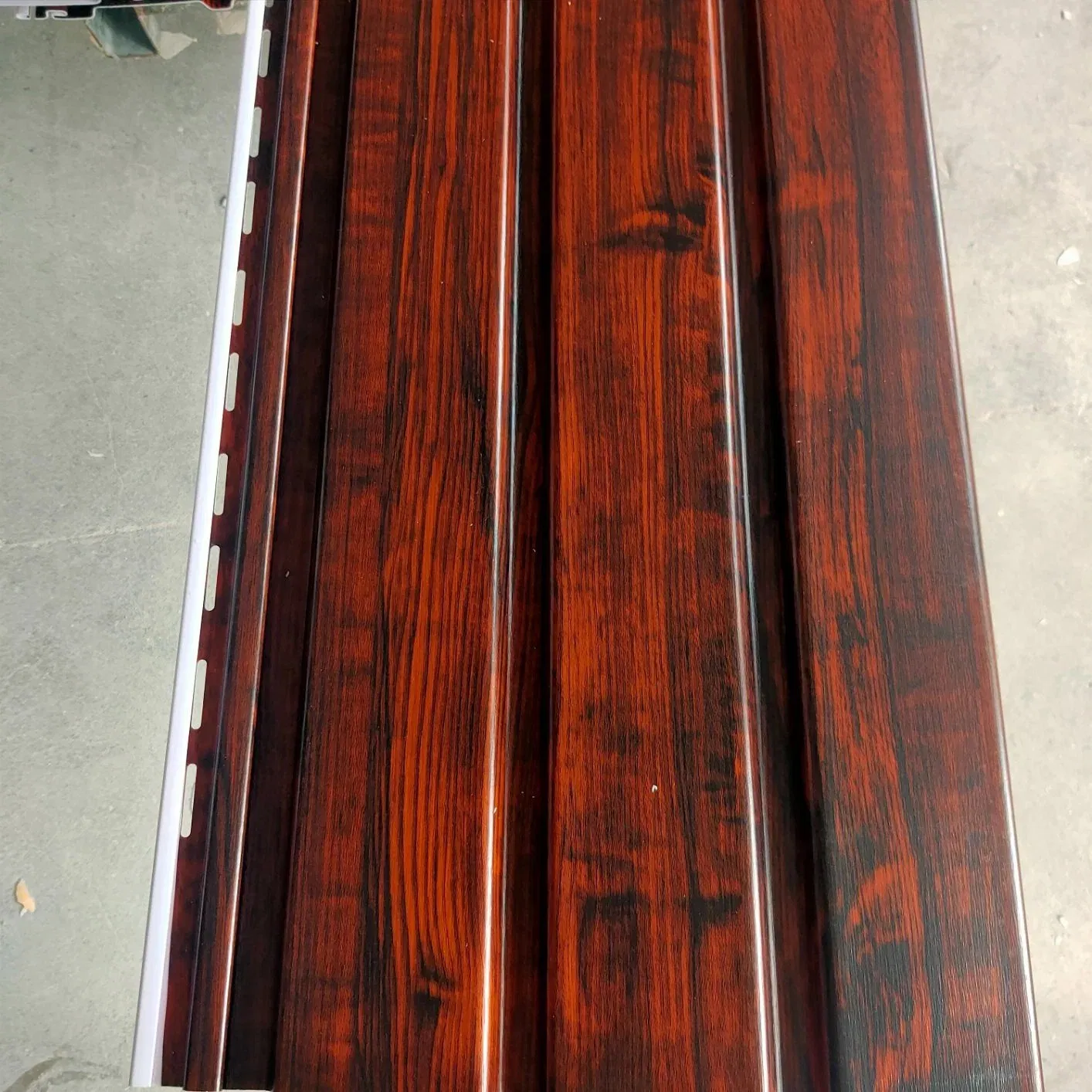 Laminate Wood Ceiling Exterior Soffit Wall Ceiling Board for Roof Decor