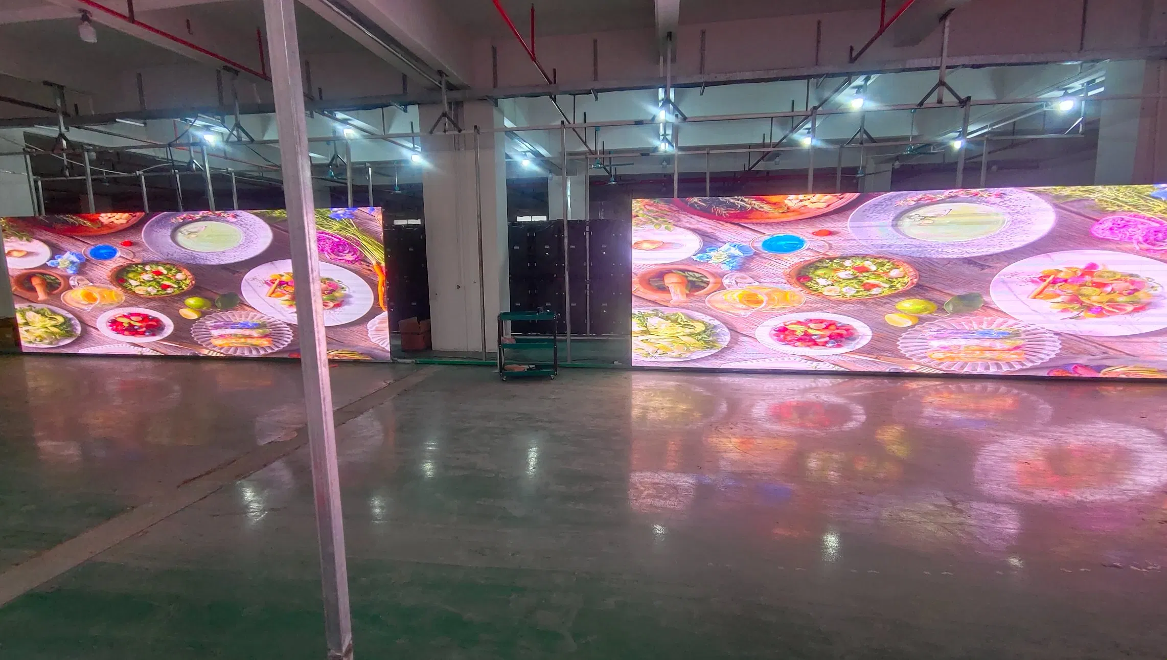 Outdoor Waterproof P3.9 Rental LED Screen for Events