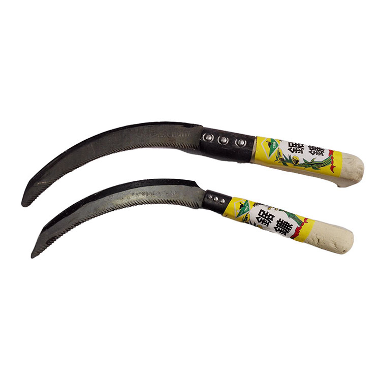 General Purpose Tempered Steel Serrated Blade Handle Grass Sickle Used to Harvest Rice for Agricultural Production