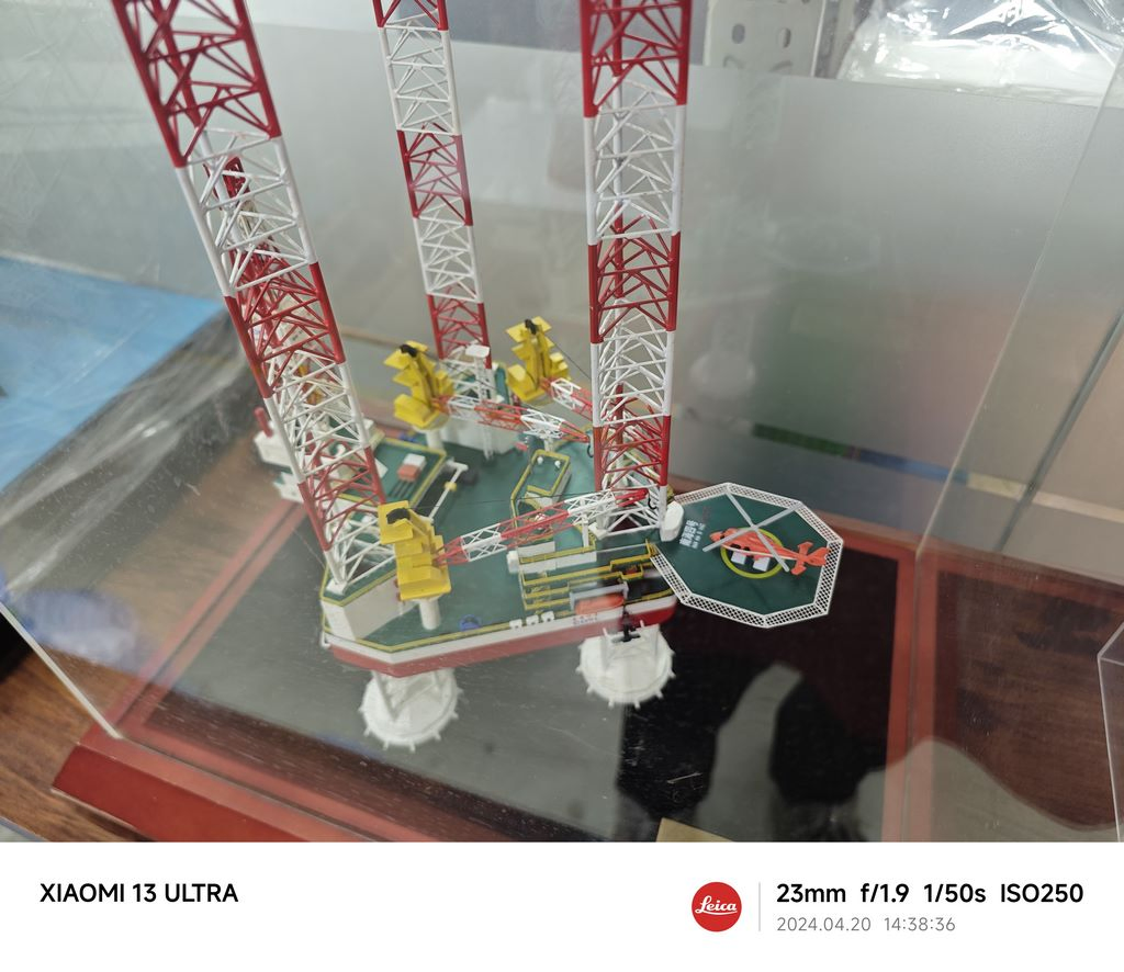 Advanced Offshore Platform Operation Demonstration Model for Exhibitions