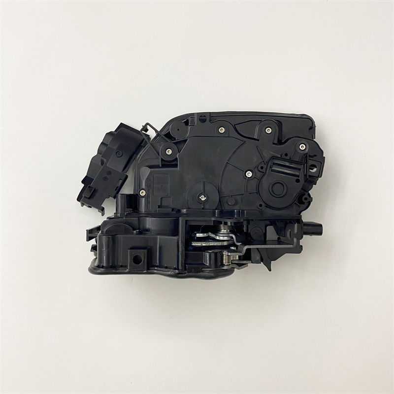 Stzt51227477704autoparts Automotive Carcentredoor Lock Actuator51227477712 for B Mwg32g12g07