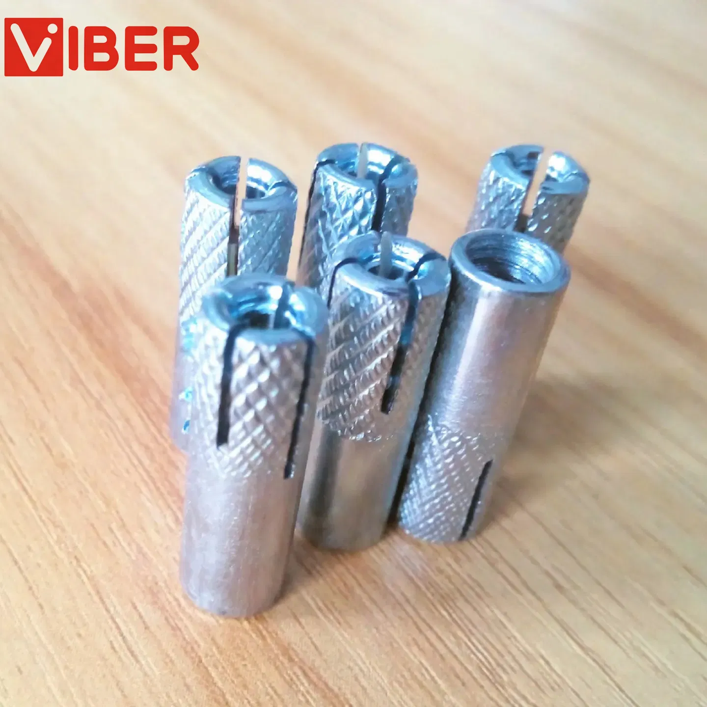 Анкерные болты оцинкованные с нержавеющими шпильками