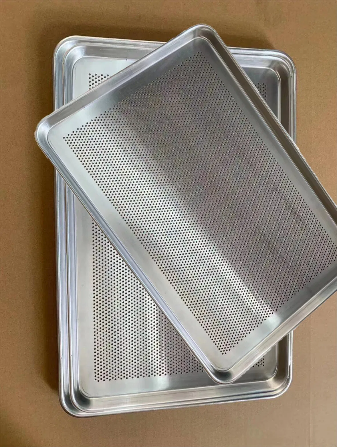Wholesale Customized 60*40cm Aluminum Baking Sheet Pan Cookie Sheet Perforated Flat Bakery Tray