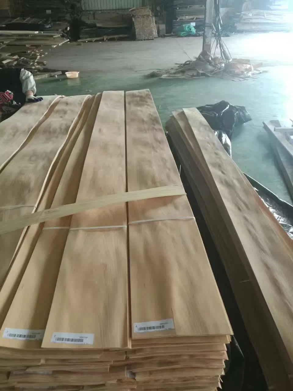 Factory Origin Myanmar Burma Teak Quarter Cut Veneer