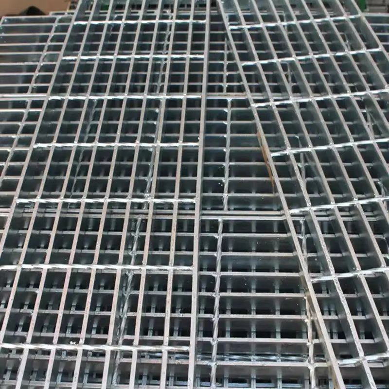 Galvanized Stainless Steel Grating Drainage Channel Serrated Bar Steel Grating