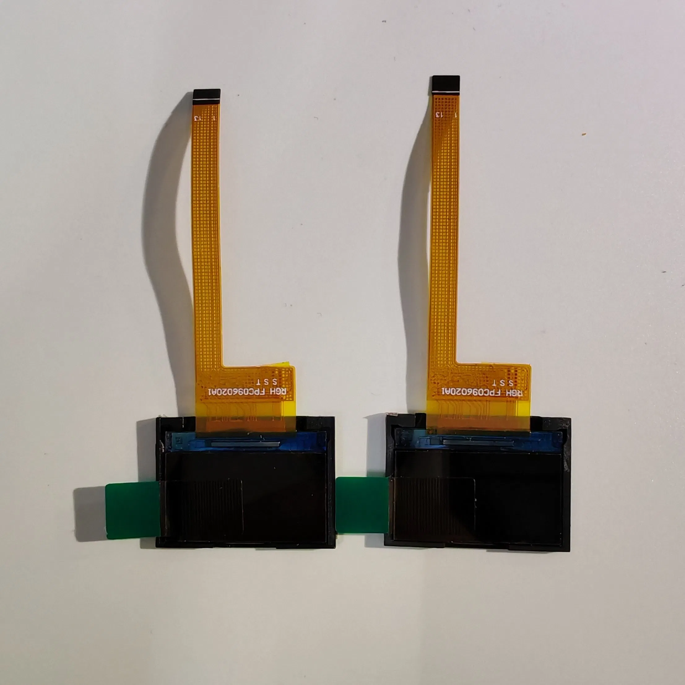 0.96 Inch 128X64 RGB High-Resolution Spi Interface Industrial Panel TFT LCD Display