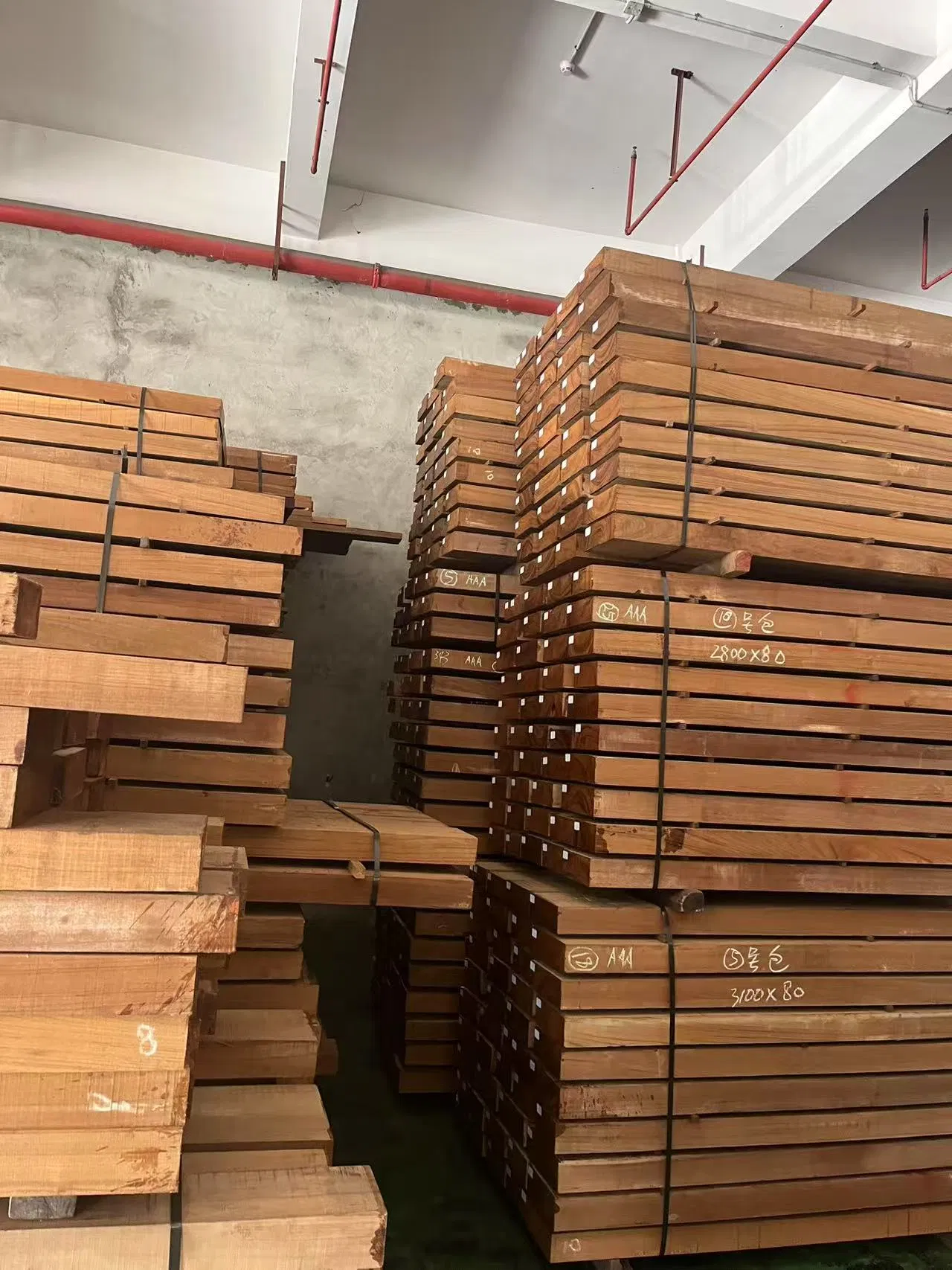 2025 Natural Crown Teak Veneer and Burma Teak Flower 0.20mm