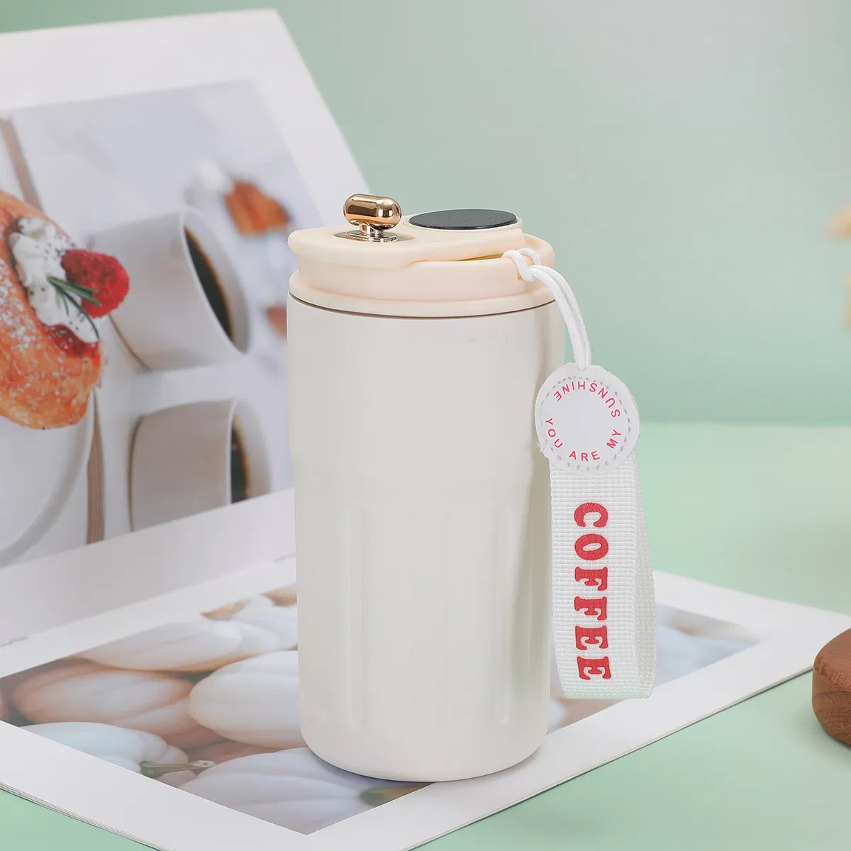 LED Display Smart Coffee Cup with Strap 316 Stainless Steel Portable Vacuum Flask Water Bottle Thermo Multifunctional Double Wall Custom Coffee Mug