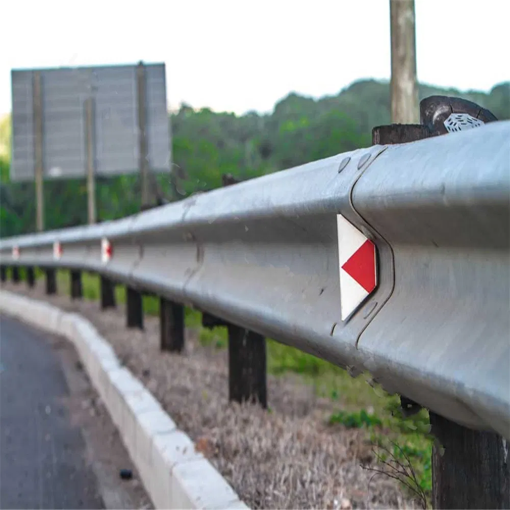 Hot DIP Galvanized W Beam Highway Guardrail Customized Steel Traffic Crash Barrier for Road Safety