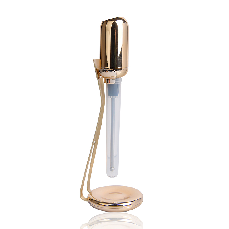 Electronic Wine Decanter Portbale Plastic Electric Wine Aerator Decanter