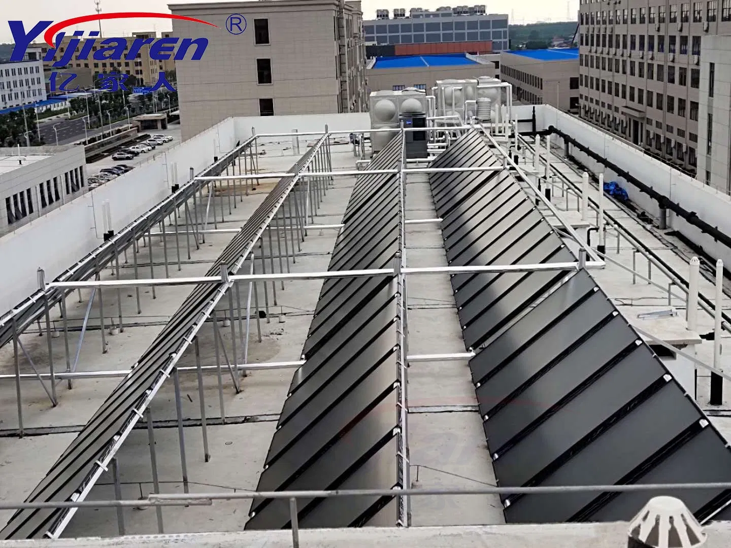 Промышленный тепловой насос R290 с солнечным коллектором