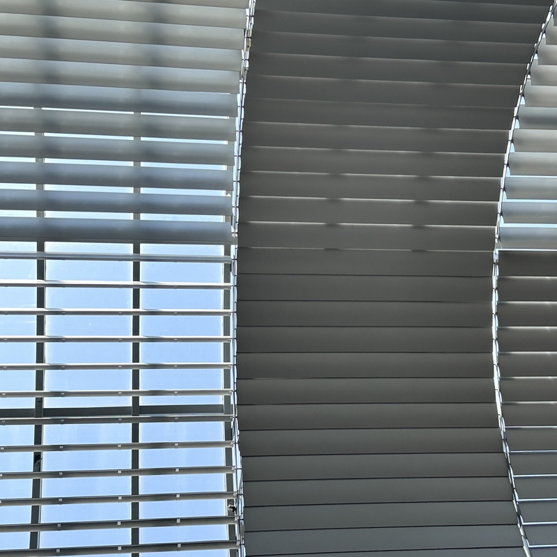 Elegant Aluminum Facade Louvers with Corrosion-Resistant Blades Extruded Aluminum Louver