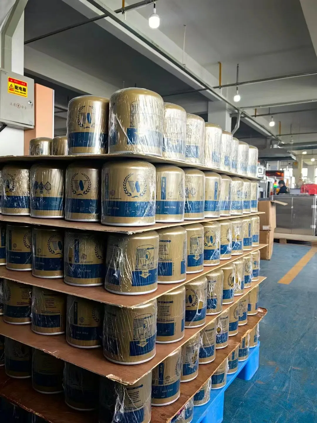 Воздушный фильтр-осушитель WBK Golden для грузовиков