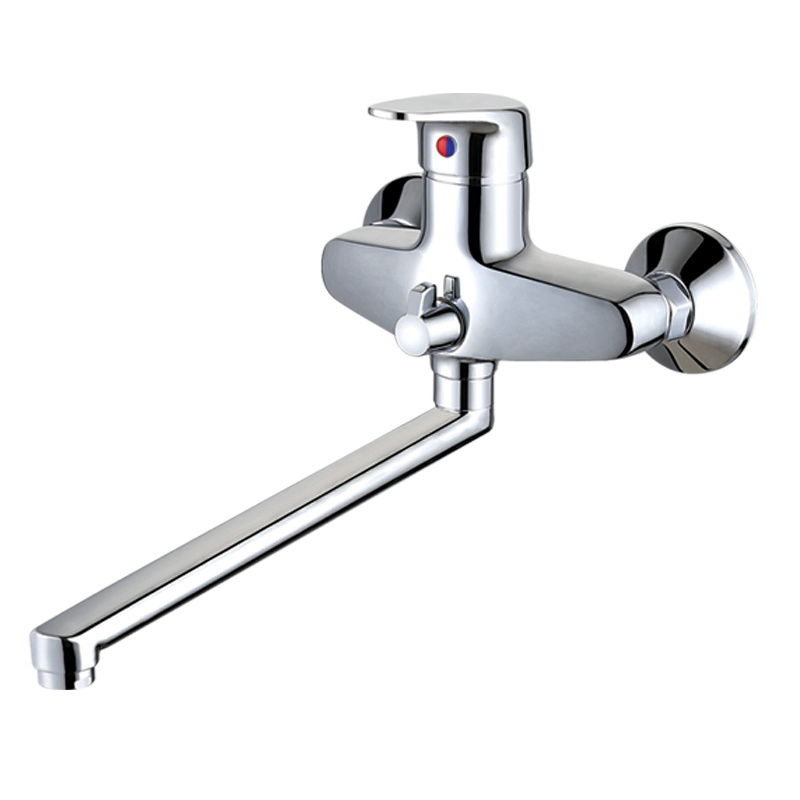 on Sale Brass Russian Bathtub Mixers with Long Swiveling Spout Brass Divertor