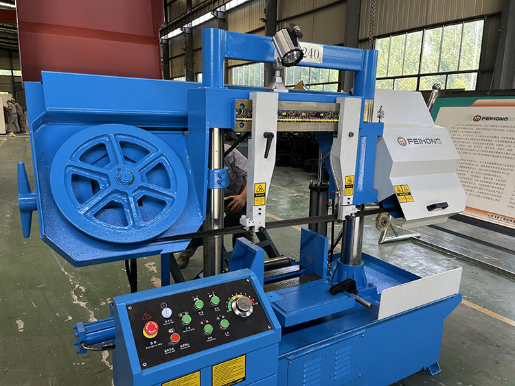 Ленточная пила по металлу автоматическая стандартная