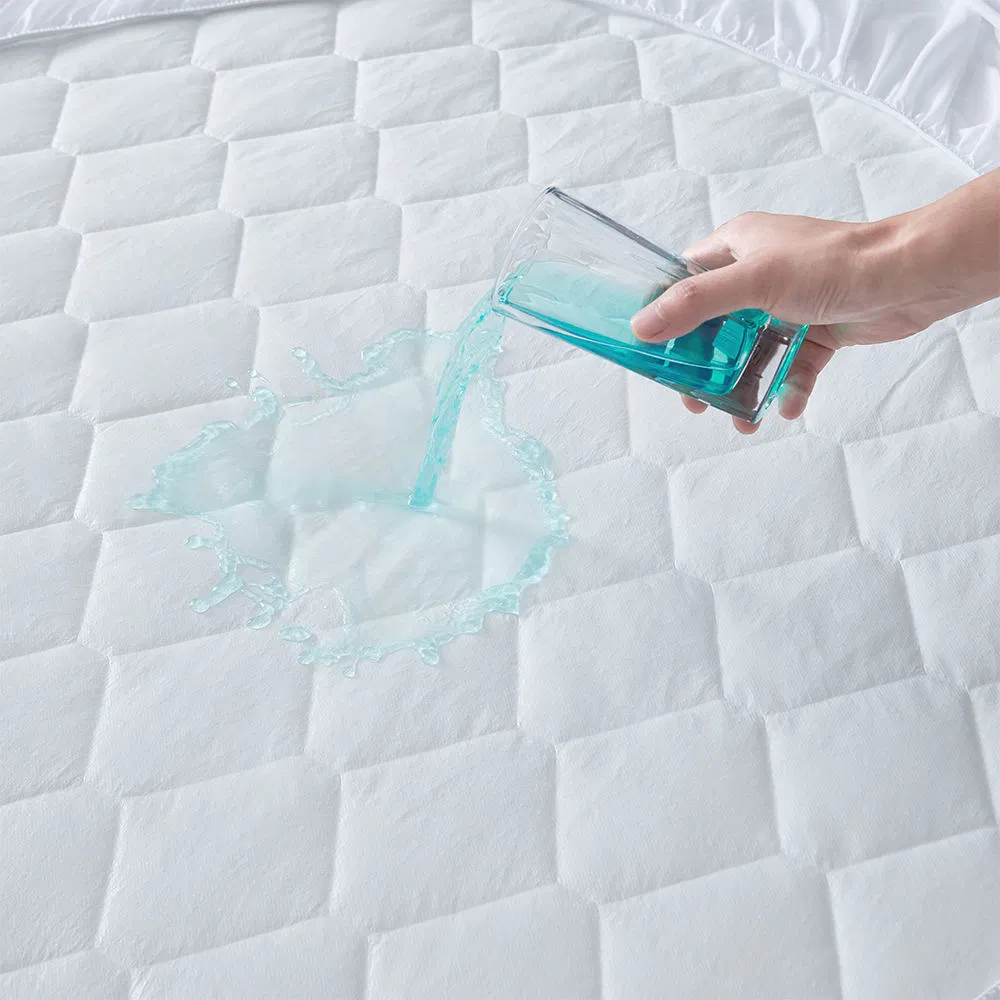 Wholesale Waterproof Bed Mattress Quilted Cover Padded Foam Leak-Proof Back