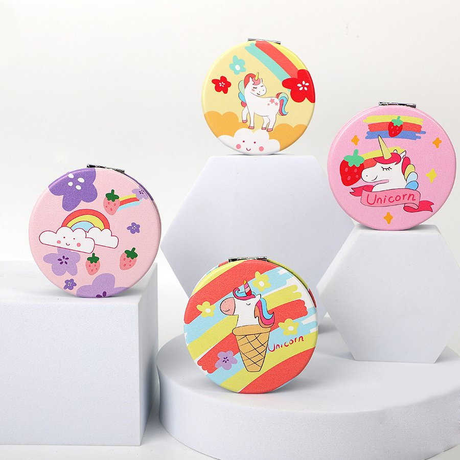 Cute Maze Pocket Mirror with Adorable Expression Designs